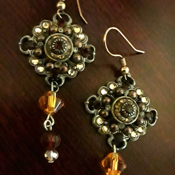 Pretty Boho Dangle Earrings - Picture 2 of 4